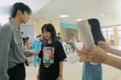 在恋爱娱乐吃瓜,揭秘娱乐圈甜蜜背后的故事