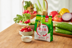 当“快时代”遇上“慢匠心”东古一品鲜黄豆酱因何被偏爱？炖排骨怎么炖好吃又烂红烧排骨