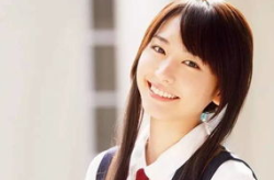 娱乐吃瓜酱一见钟情,一见钟情，揭秘明星甜蜜邂逅背后的故事