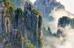 黄山的诗句,黄山胜境诗韵长